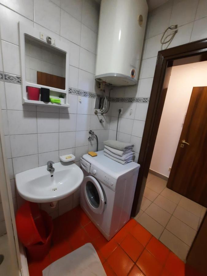 Studio In The Centre Of Novi Sad Appartement Buitenkant foto